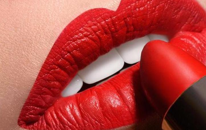 怎样辨别口红有没有过期最简单,如何知道自己的口红有没有过期