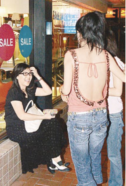 赵薇演过破戒吗,赵薇跟王菲同台