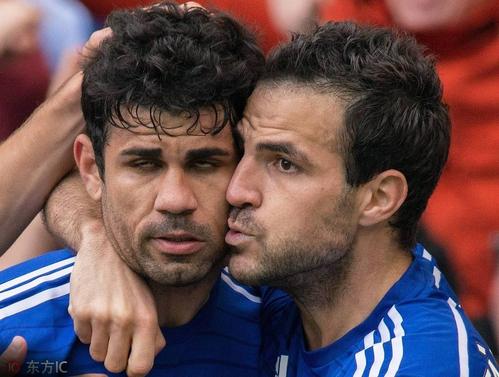 从队长到叛徒，16岁成名的他获得过无数的荣誉，却换不来一句原谅