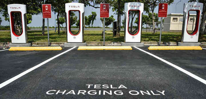 特斯拉model3冬天掉电严重,特斯拉model3冬天真正续航