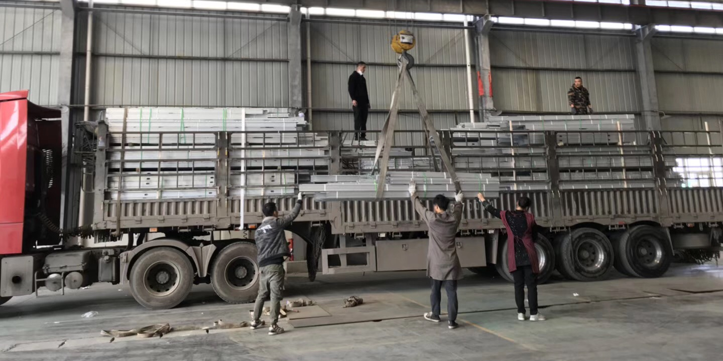 轻钢别墅农村三层楼房150平米全包,建轻钢别墅120平方国家补贴多少钱