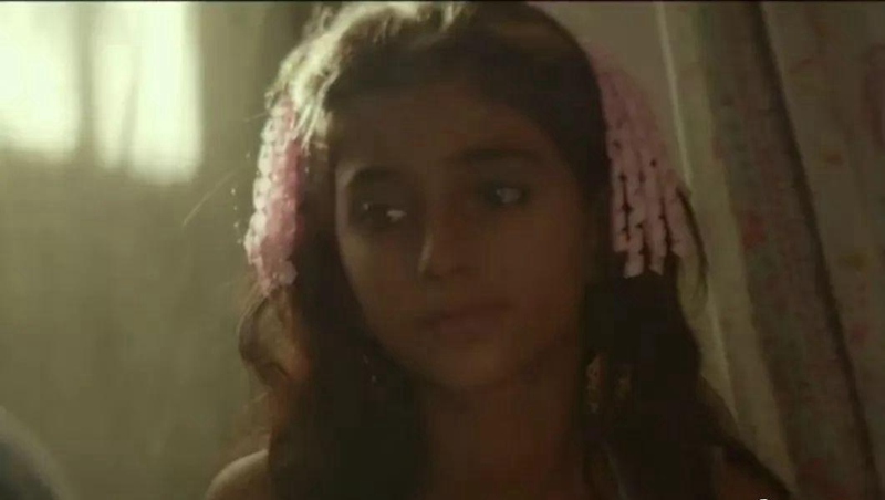 英国夫妻生22个孩子喝三桶牛奶,英国夫妻生22个孩子纪录片