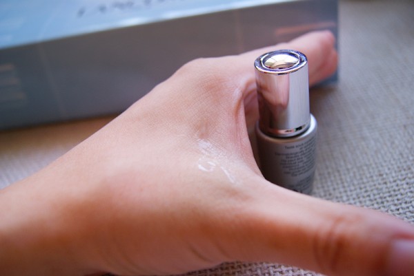 兰蔻和雅诗兰黛眼部精华液哪个好,兰蔻眼部肌底精华液和兰蔻眼霜