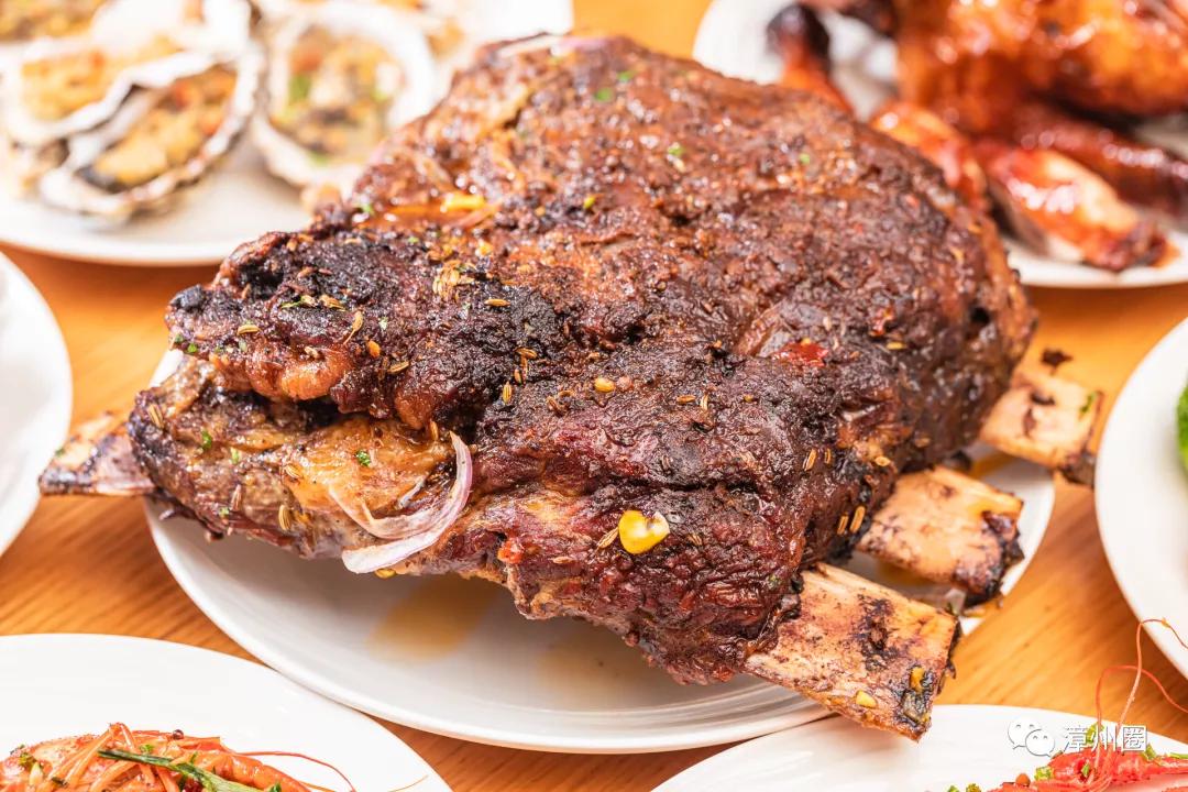 小龙虾海鲜自助烤肉,这家自助餐性价比超高