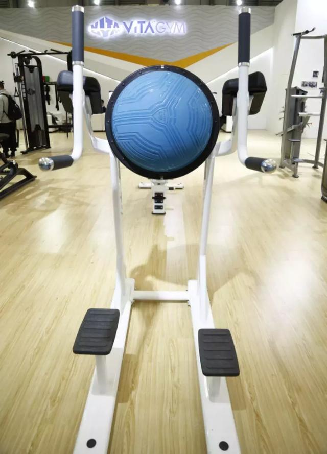 实体店买健身器材,商场买健身器材好吗