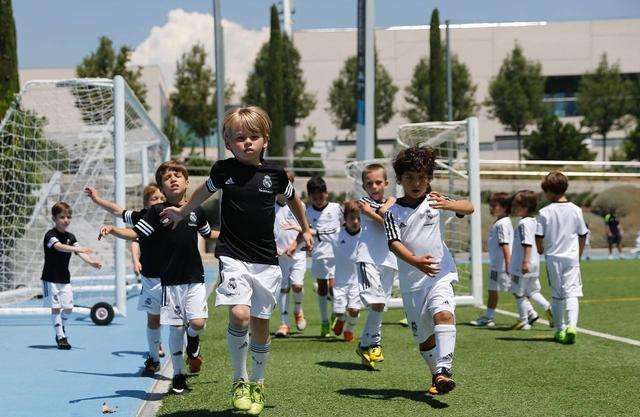 德甲将成为五大联赛第一个复赛,德甲保级附加赛为什么都是德甲赢