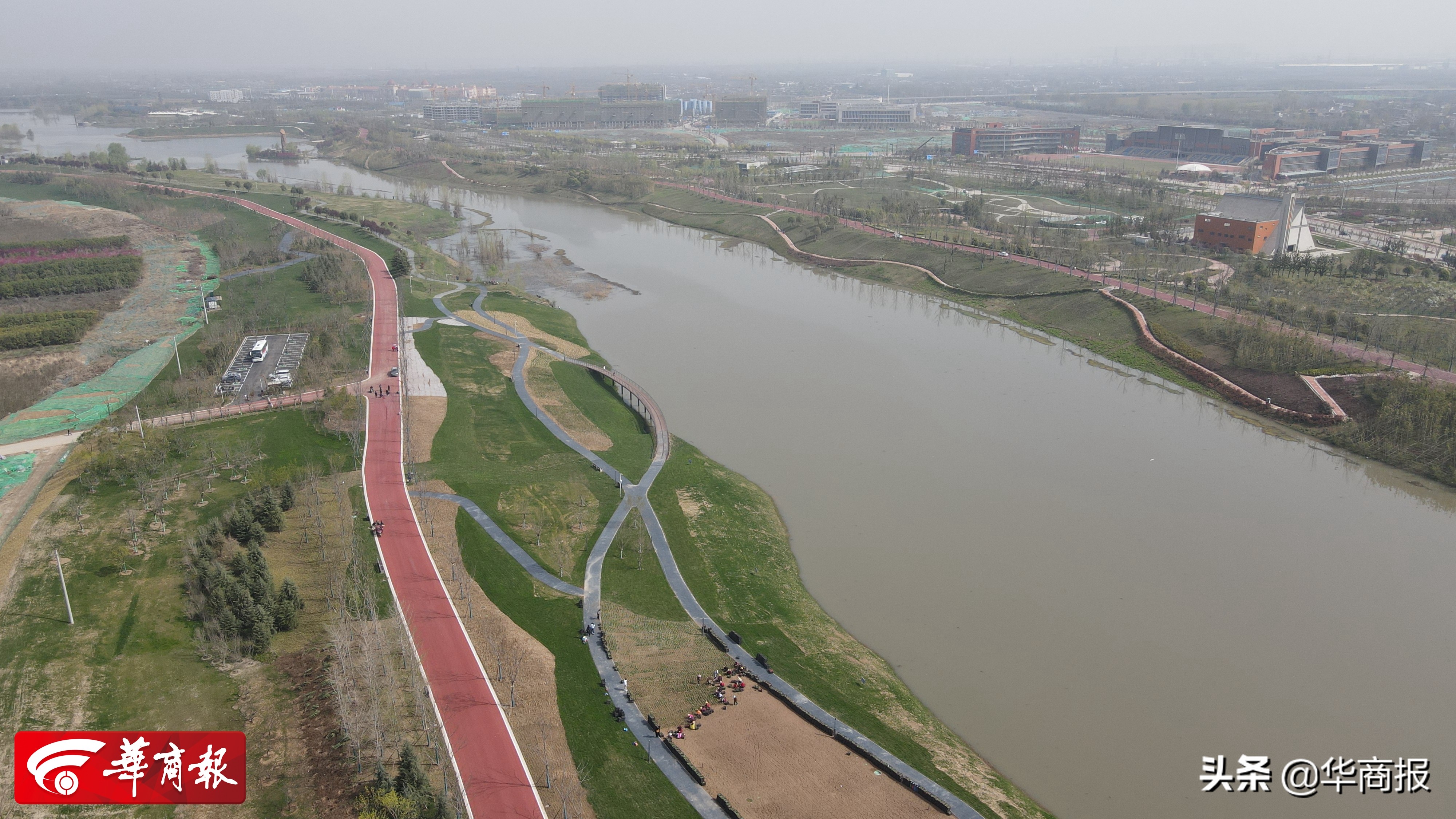 西安“三河一山”高新区梁家滩运动公园段“草场+运动”为特色打造多功能户外运动营地