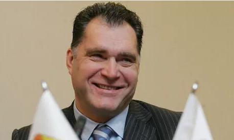 想当篮协主席先打NBA！姚明成中国篮球标杆，此人开创一星四射