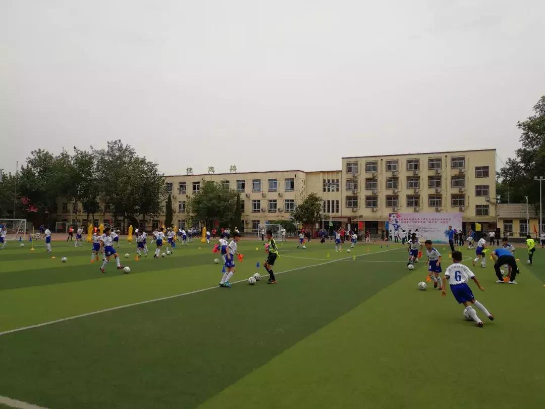 中国青少年足球联赛河南实验,央视记者探访河南学校
