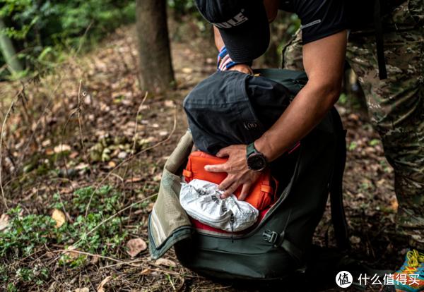 拓乐thule70l深度评测,拓乐thule25lvea背包测评