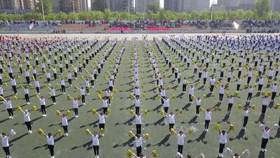 校园运动会燃爆舞蹈,校园运动会大神跳舞惊艳全场