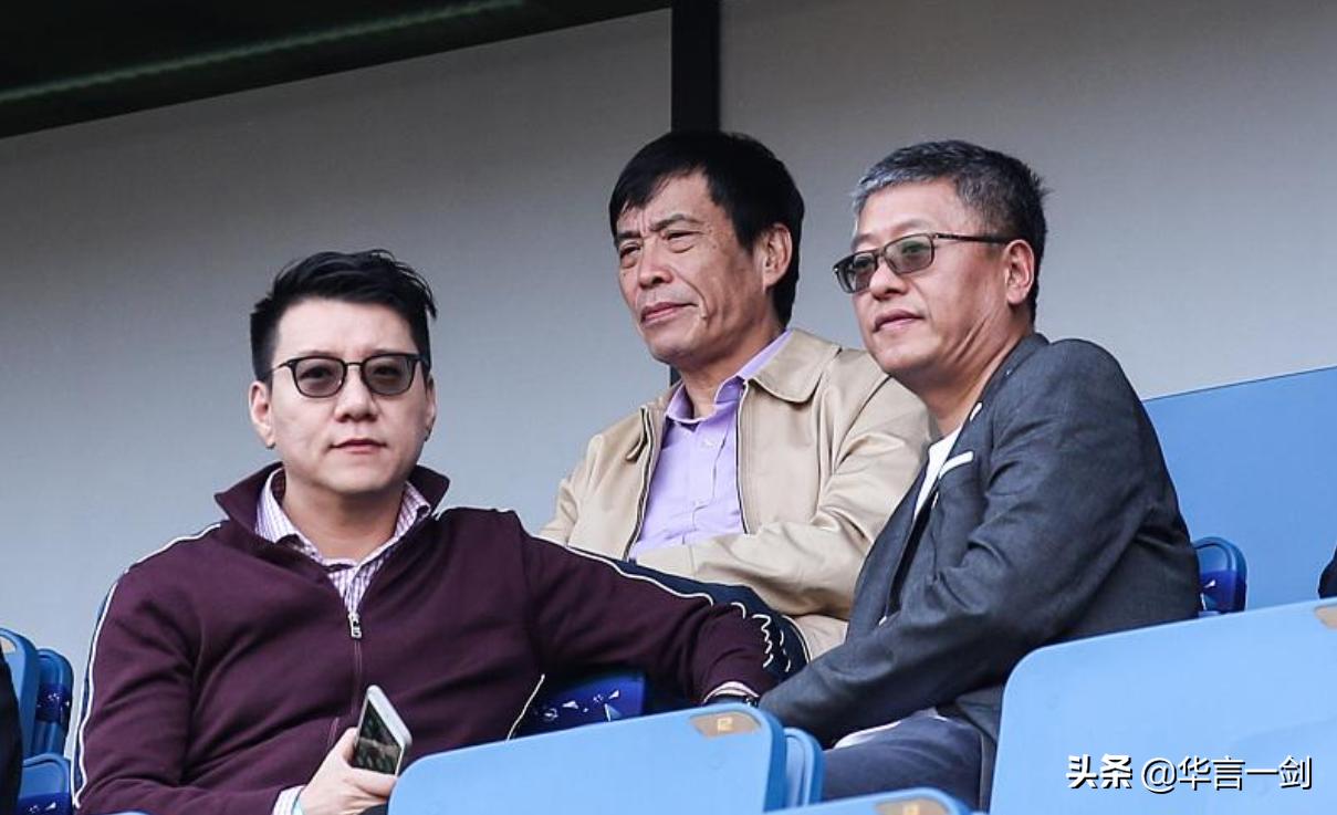 上港的这一举动，狠狠打了足协一记耳光，陈主席被自己人坑惨