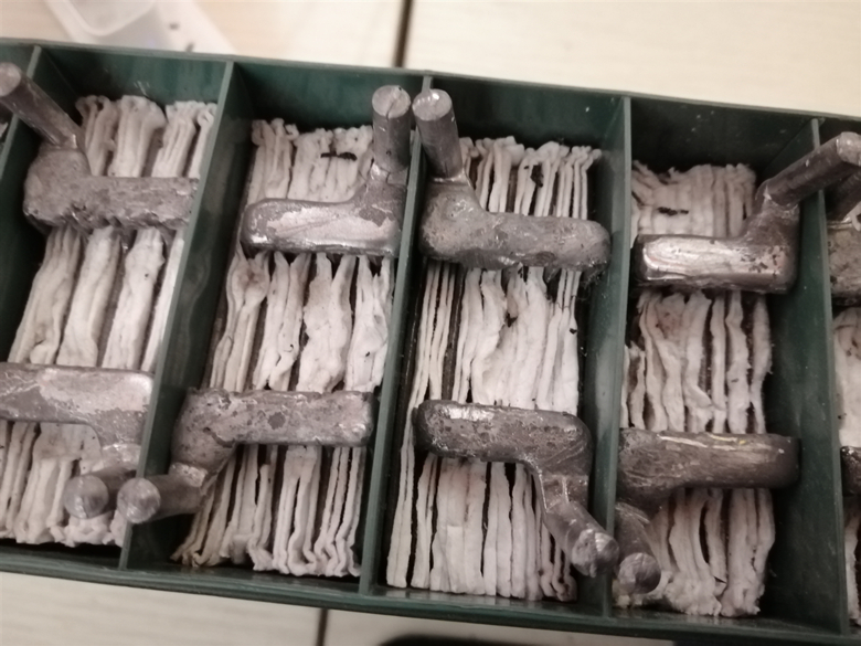 怎么解决电动车电池坏了的问题,电动车电池常见问题和处理方法