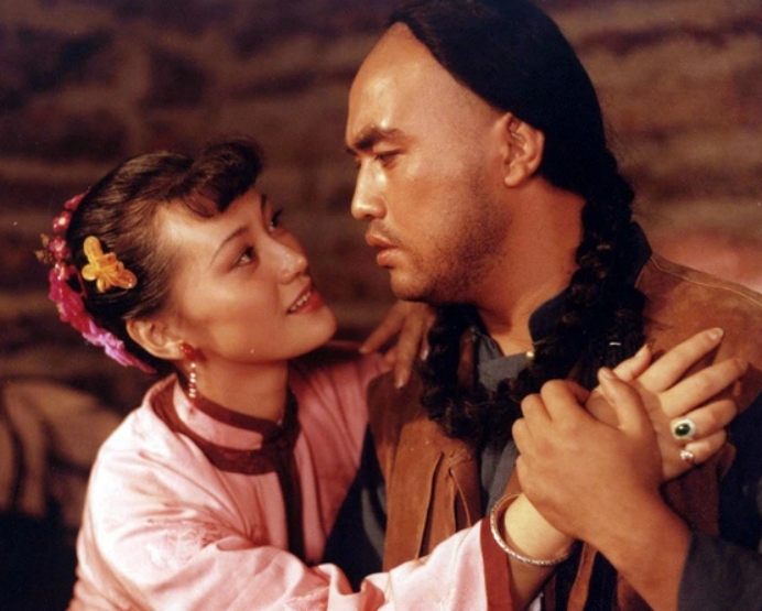 宋佳叛逆往事被揭露,59岁宋佳近况如何