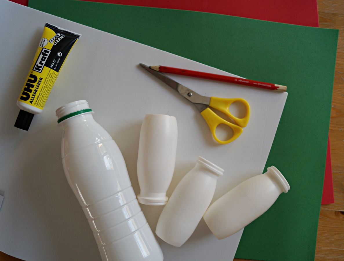 元宵节冰墩墩拿着小灯笼手工制作,能点灯的元宵节手工兔子小花灯