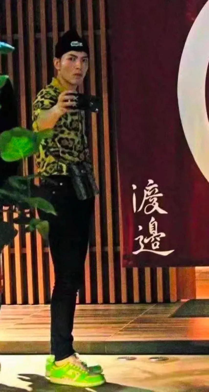 小心碰雷！SupremexDunk没发售，假货就烂大街