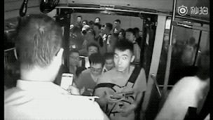 暴雨图片朋友圈,石家庄暴雨拍摄图片真实