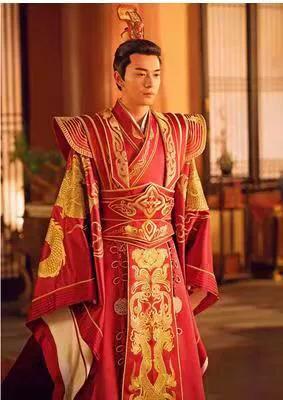 我是一名设计师是什么梗,汉服设计师一个月工资