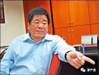 你俩别撕了,你们是互为“世界上的另一个我”啊