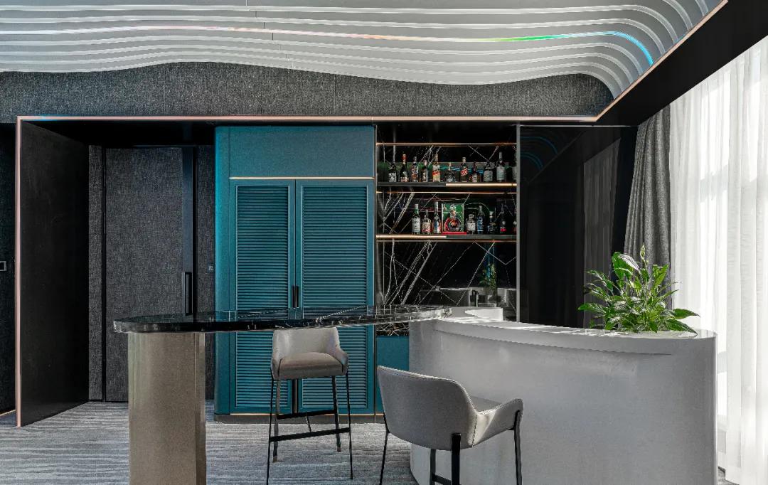 直线优雅,流线迷幻——南昌私人会所改造项目