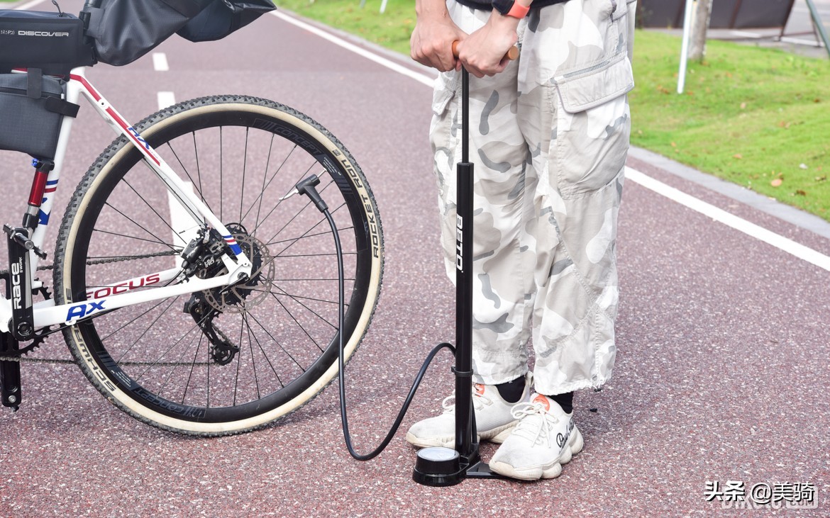 直立式气筒,好看能打的台球杆