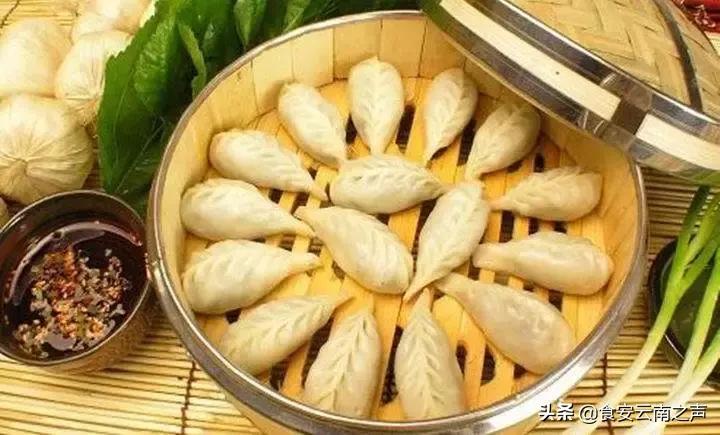 夜宿，扫街，查账……..30位00后大学生眼中的中国小生意