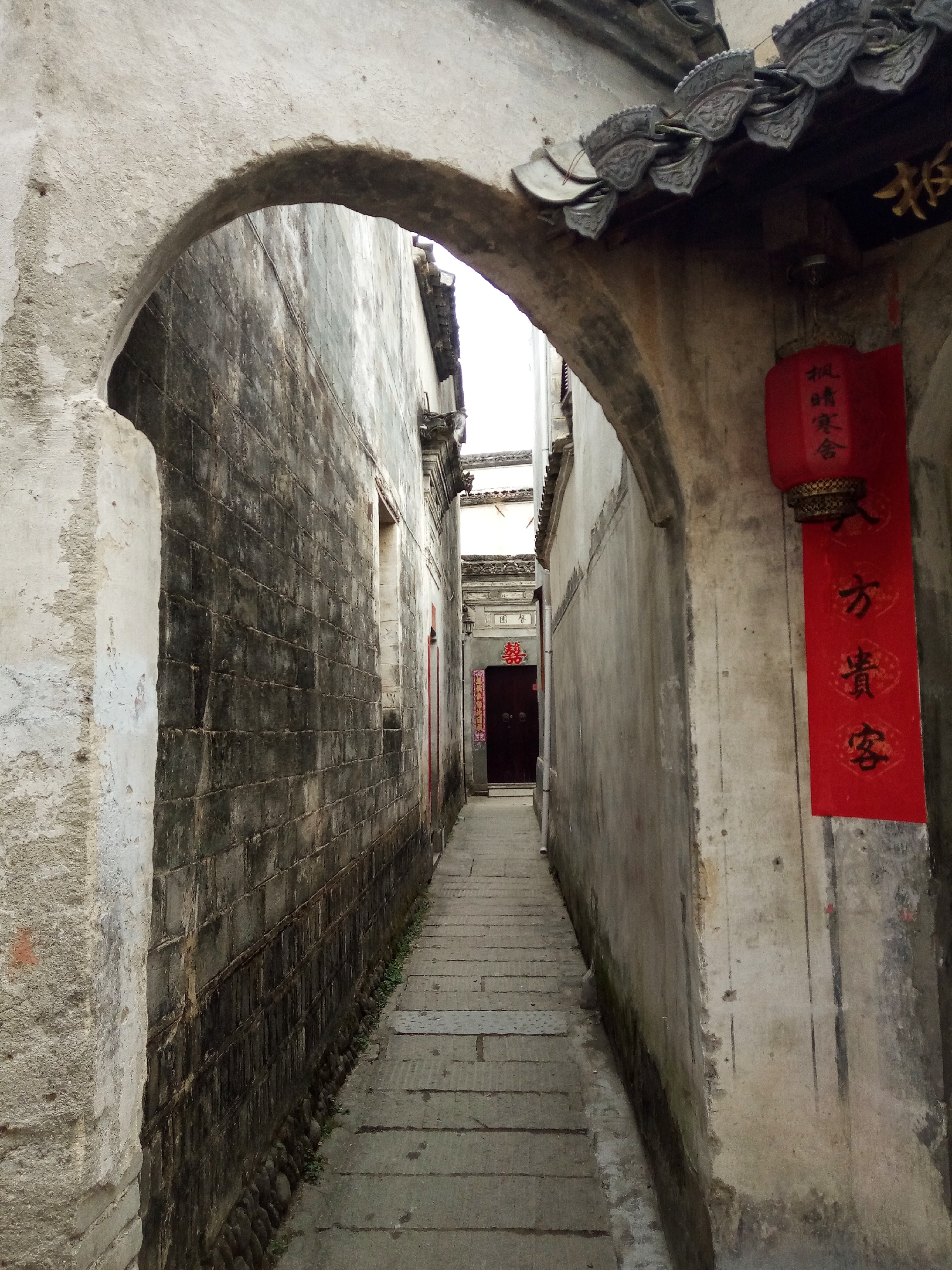 徽派村落宏村风景,山为牛头树为角的意思