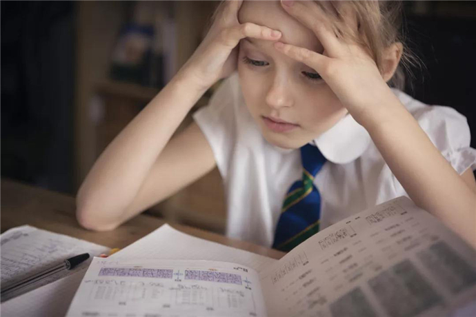 孩子这四种性格家长不能忽视,家长发现孩子性格变了怎么办