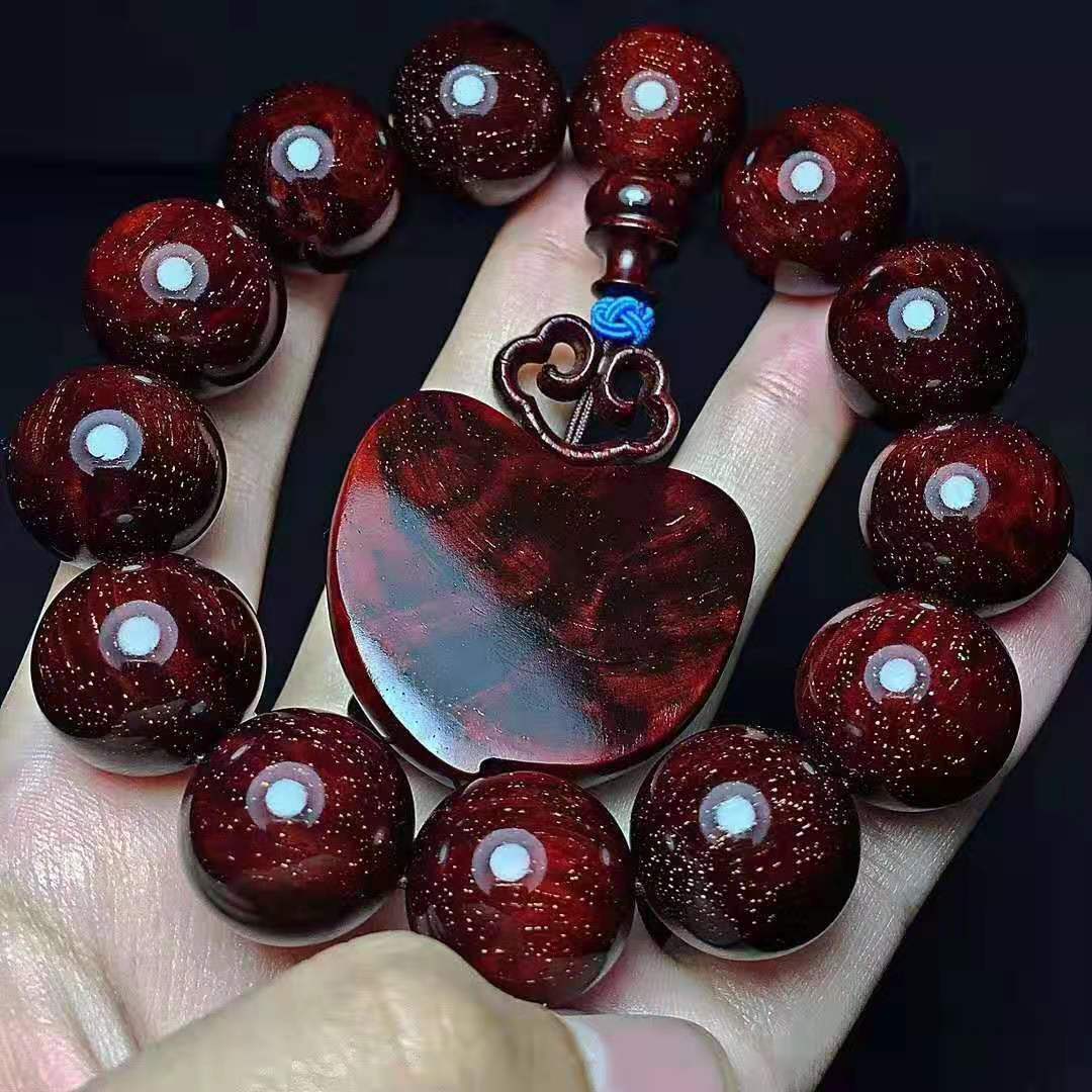 犀皮紫檀手串盘出来是什么样的,小叶紫檀手串如何盘玩保养