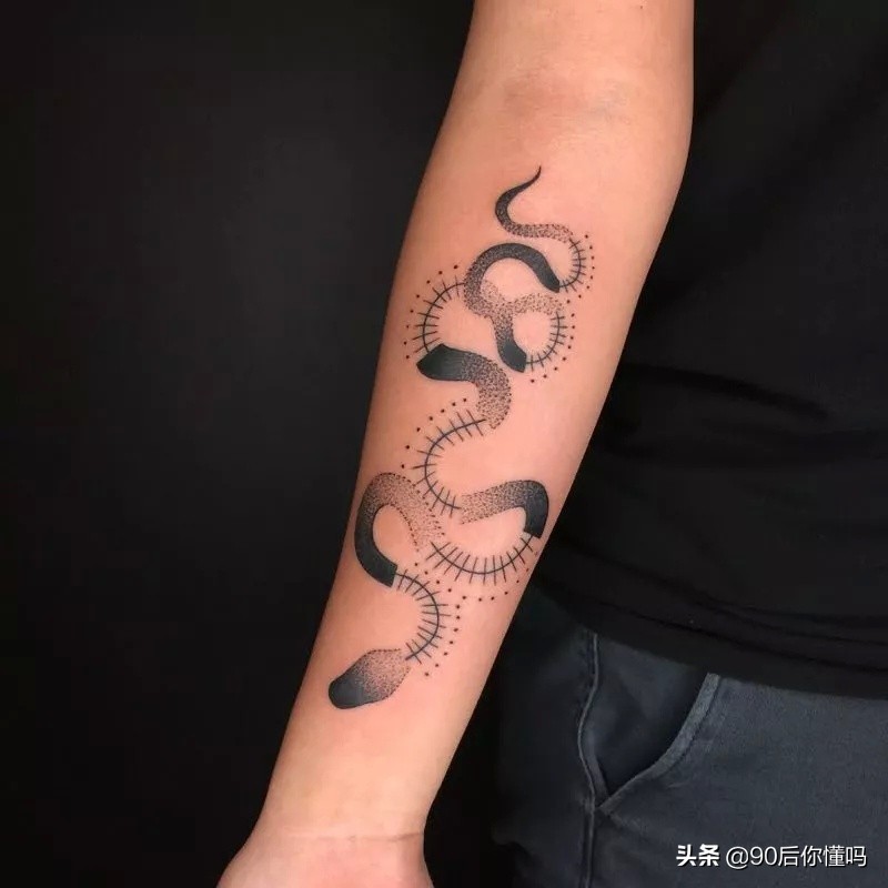 爱纹身的人有哪些 (为什么那么多漂亮的女孩爱纹身)