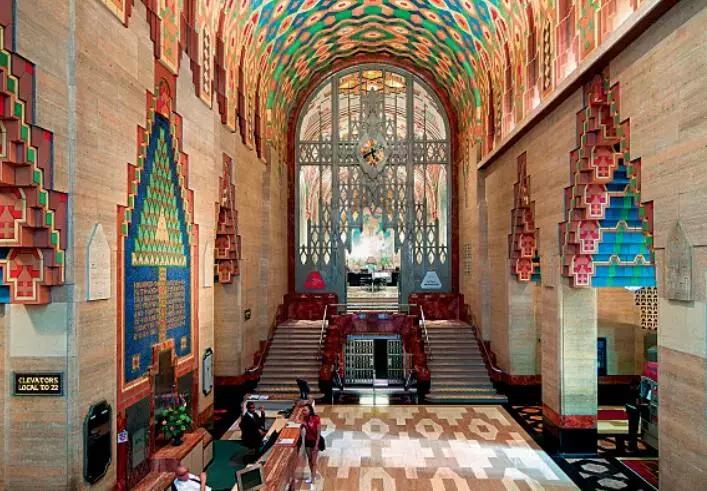 底特律是怎么破产的,目前底特律的城市现状