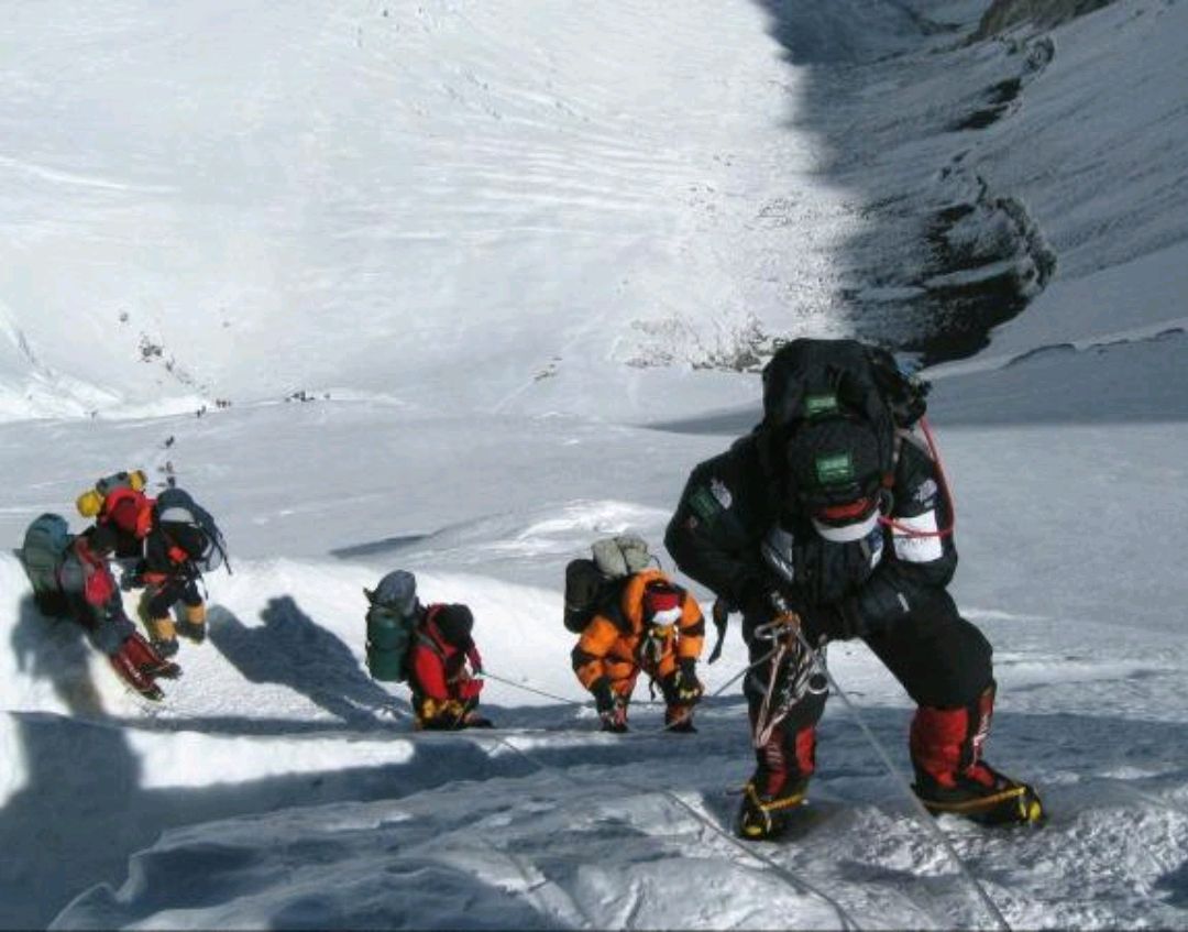 白色t恤污迹怎么去除,白t恤上的油渍怎么去除