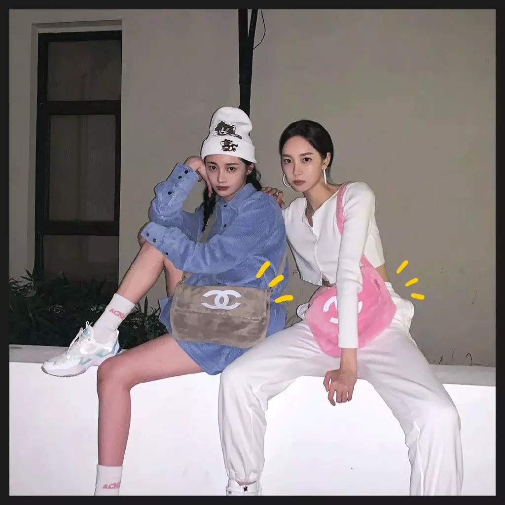 人手一个的毛巾包为什么魅力这么大？今年秋冬，大家都喜欢毛多的