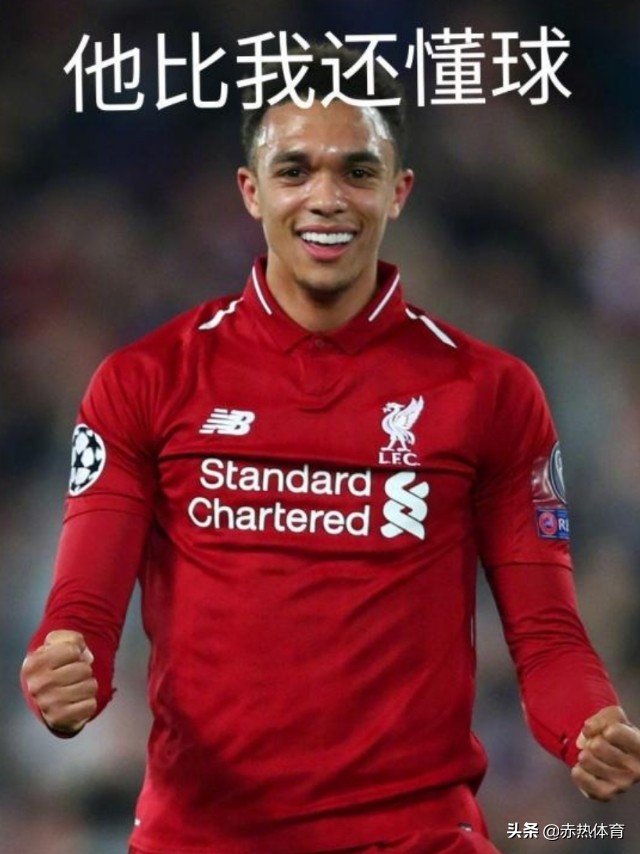 穆里尼奥与球童逐个击掌,穆鸟回击嘘声