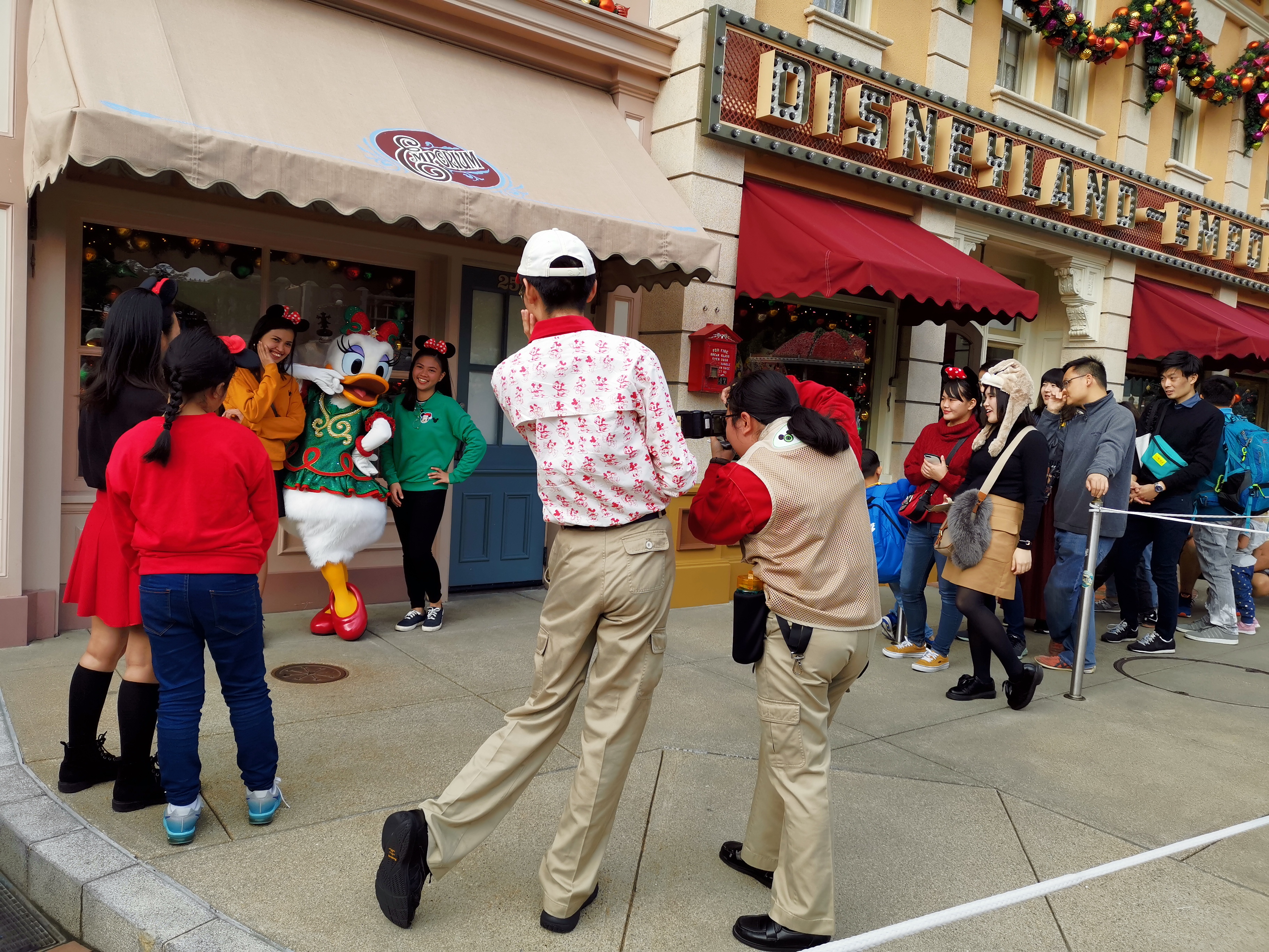 去香港迪士尼最划算的购票,什么时候去香港迪士尼最便宜
