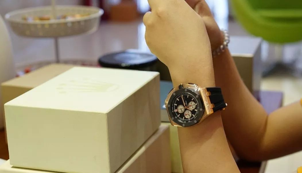 欧米茄超霸二手表哪款最值得入手,欧米茄超霸二手表价格