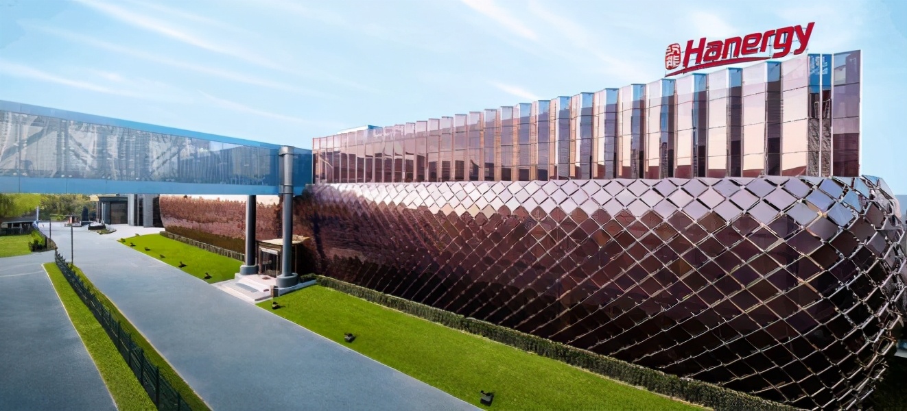 中国首富李河君的经历,中国又一首富跑了身家290亿