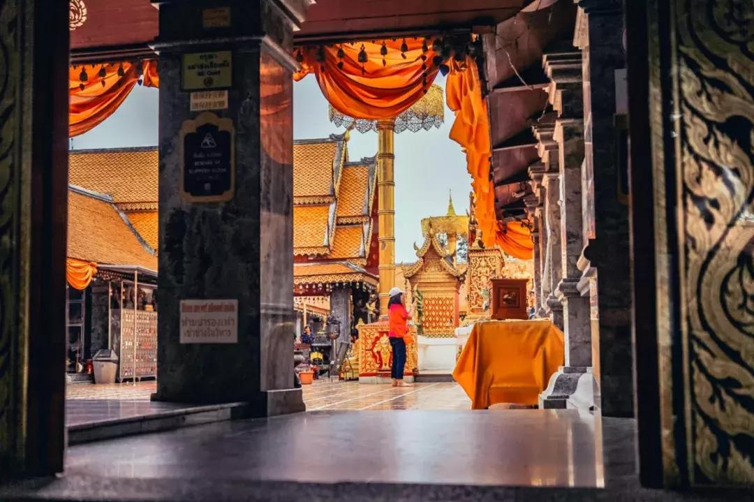 在清迈逛夜市感受泰国人慢生活,去清迈享受放下脚步的慢生活