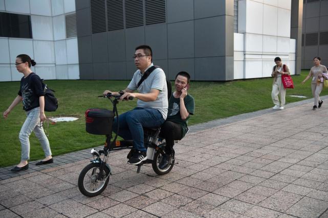 华为哪些厂区加班多轻松,华为生产基地上班累不累