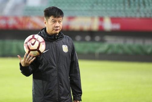 如何正确的面对足球运动员低谷期,中国足球正确发展道路