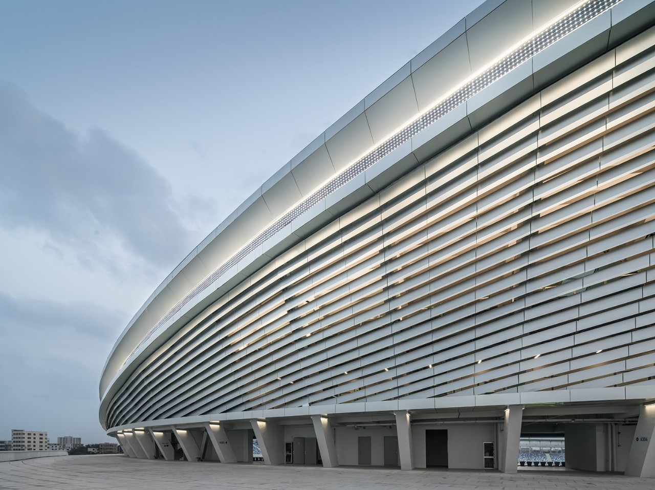 海口五源河体育场占地面积,海口五源河体育场