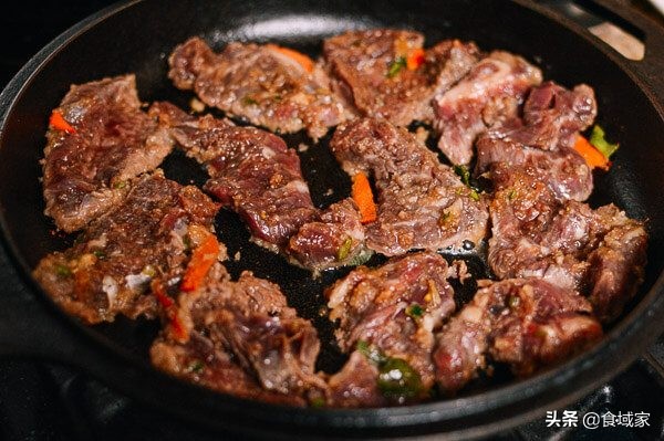 正宗韩式烤肉饭的做法,韩国大厨教你怎么做正宗韩国烤肉