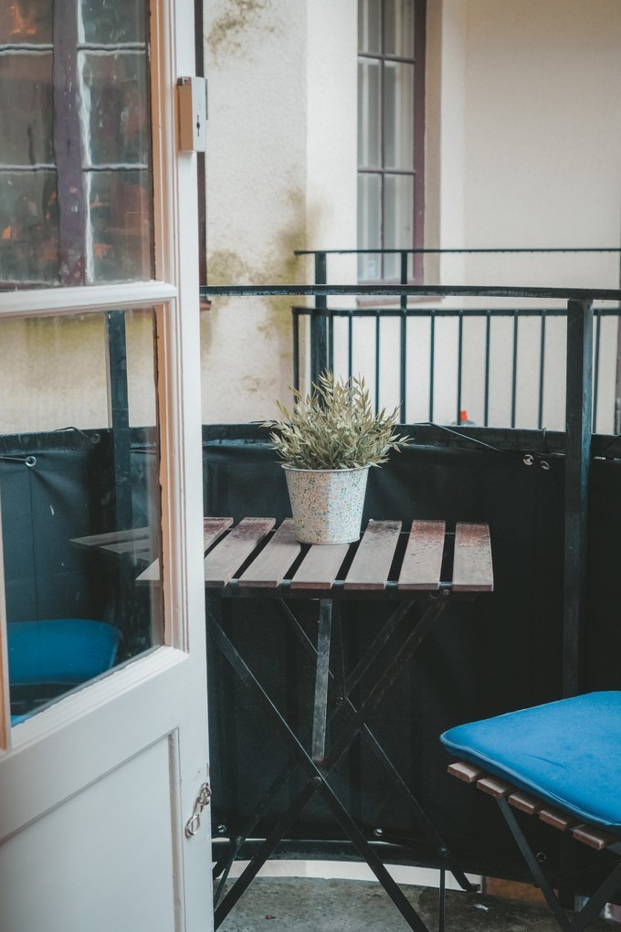 去哥德堡需要带当地钱吗,去卡塔尔必买