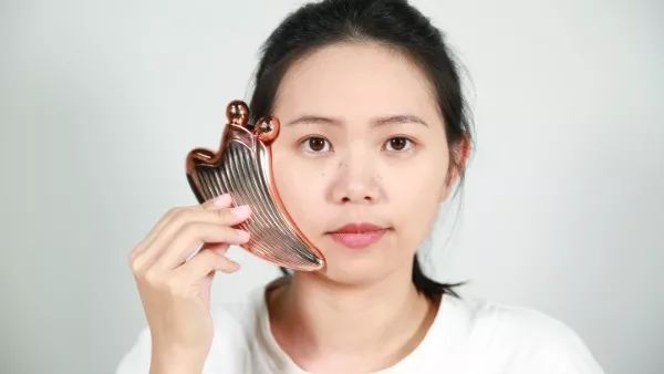 美容面部紧致提拉全过程,怎么做面部提拉改变大小脸