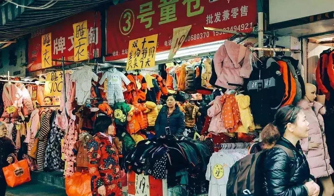 成都公交优化13条线路 (为进一步与市民接驳成都调整公交)