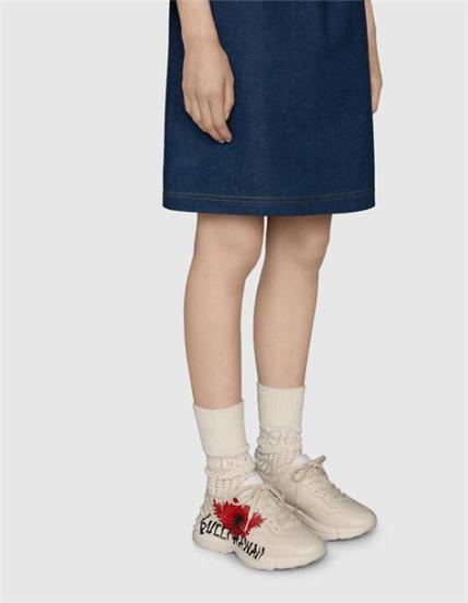 要舒适时髦也要元气满满,要给女友买一双舒服好看的鞋