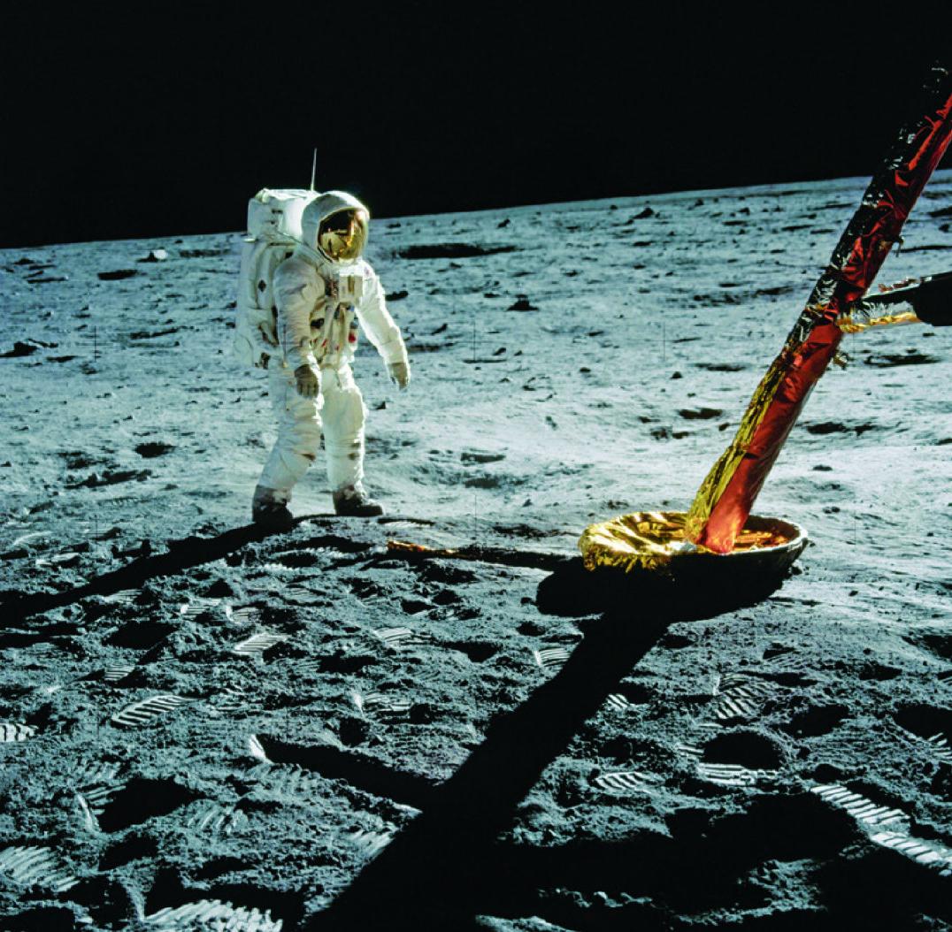 阿波罗登月疑点解析,阿波罗登月阴谋论电影片段