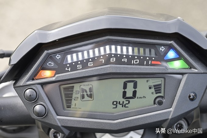 测评川崎zrx1200视频,川崎z1000和宝马s1000r选哪个