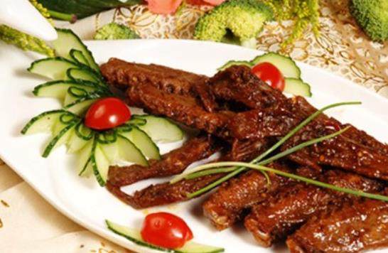 卖黑鸭挣钱,摆摊卖黑鸭再创业