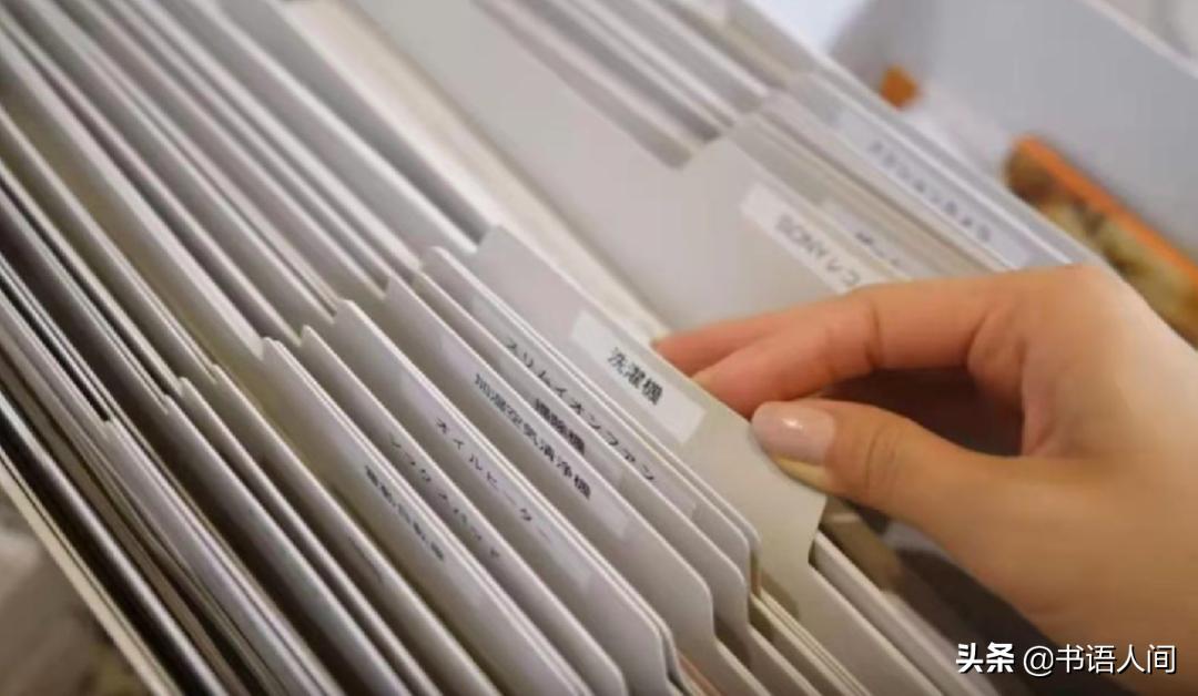 打造温馨小窝卧室的物品,收纳房间的简单装修